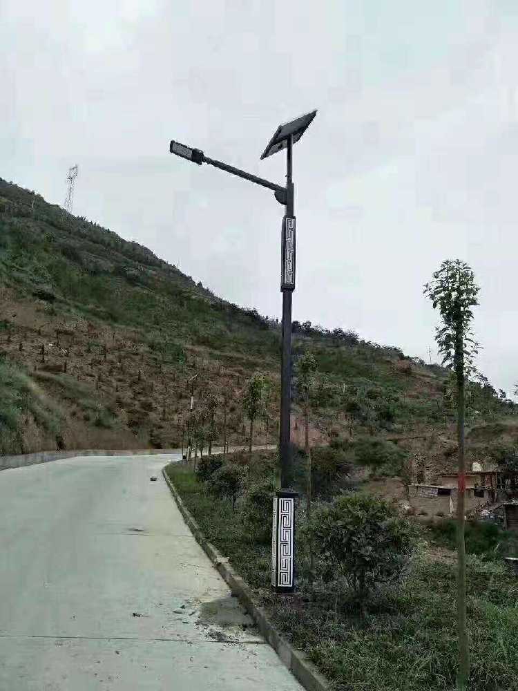 灵山县仿古太阳能路灯